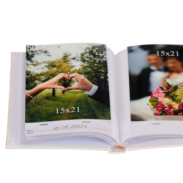 Album klasyczny WHITE z okienkiem 15x21 cm | 50 zdjęć