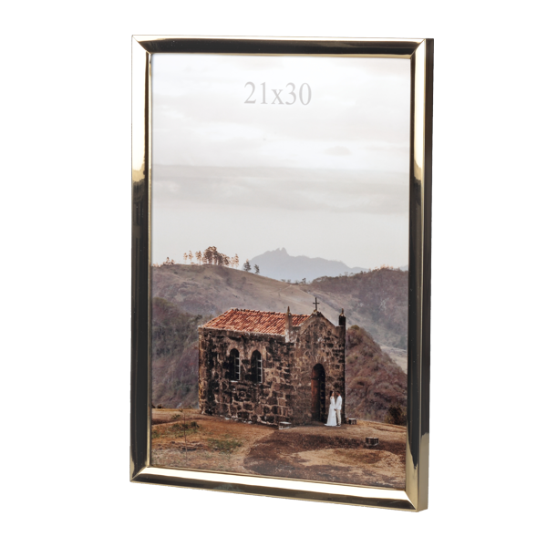 Złota metalowa ramka 21×30 cm