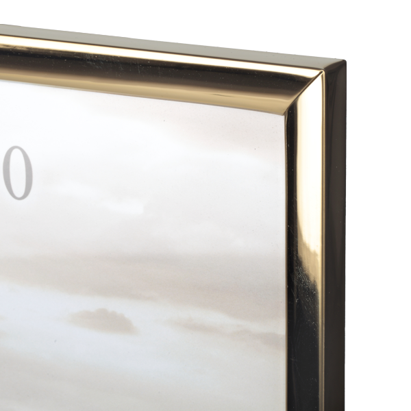 Złota metalowa ramka 21×30 cm