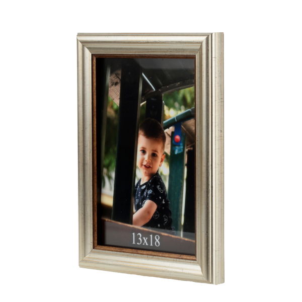 Srebrna ramka drewniana ALA na zdjęcie 13x18 cm - PhotoDECOR