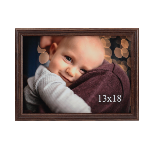 Brązowa ramka drewniana na zdjęcie 13x18 cm o cienkim profilu ramy - PhotoDECOR