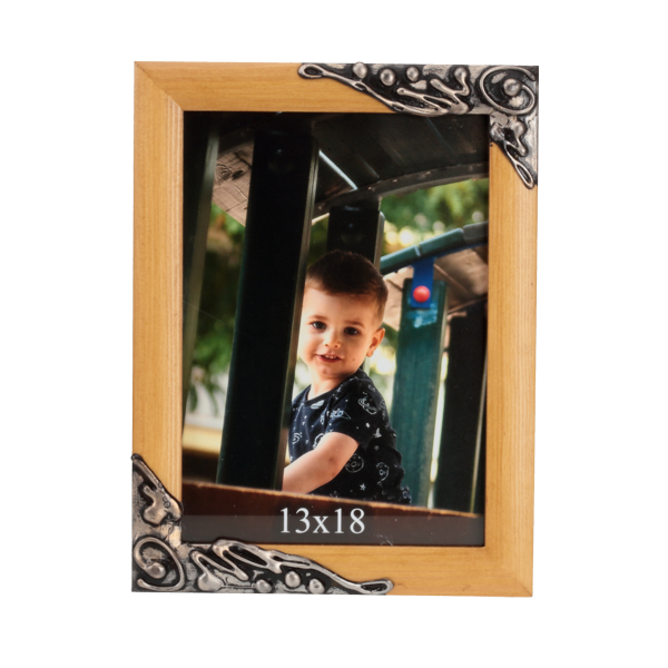 Ramka drewniana ręcznie zdobiona 13x18 cm - sosna - PhotoDECOR