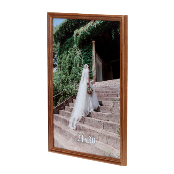 Brązowa ramka drewniana na zdjęcie 21x30 cm - PhotoDECOR