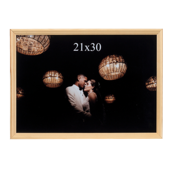 Brązowa ramka drewniana na zdjęcie 21x30 cm - PhotoDECOR