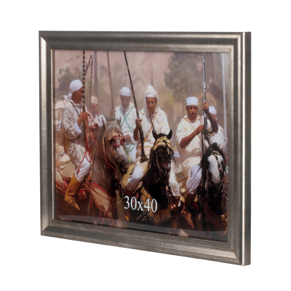 Srebrna rama drewniana 30x40