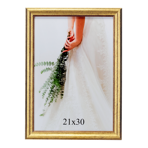Złota ramka drewniana ALA 21×30 cm