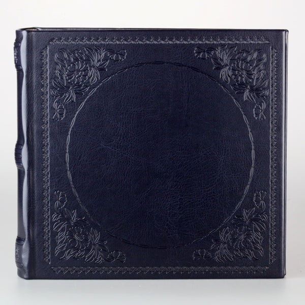 Granatowy album na zdjęcia 10x15 cm z eleganckim tłoczeniem